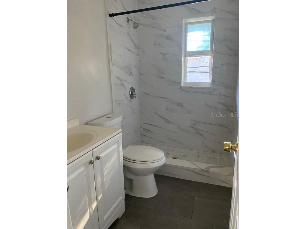 639 Ramona Lane #8 Orlando FL 32805 O6350011 image8