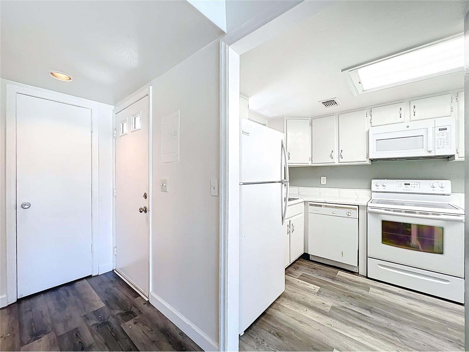 639 Saint Johns Court #639 Winter Park FL 32792 O6402025 image2