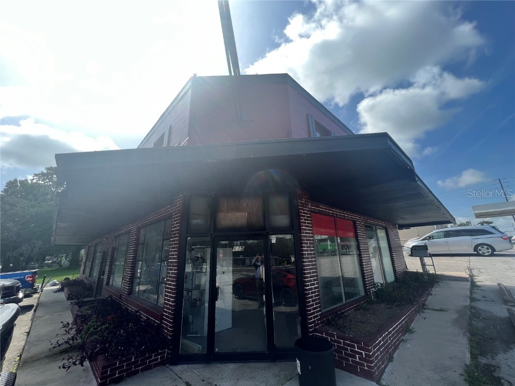 639 W Fort Dade Avenue Brooksville FL 34601 W7846374 image1