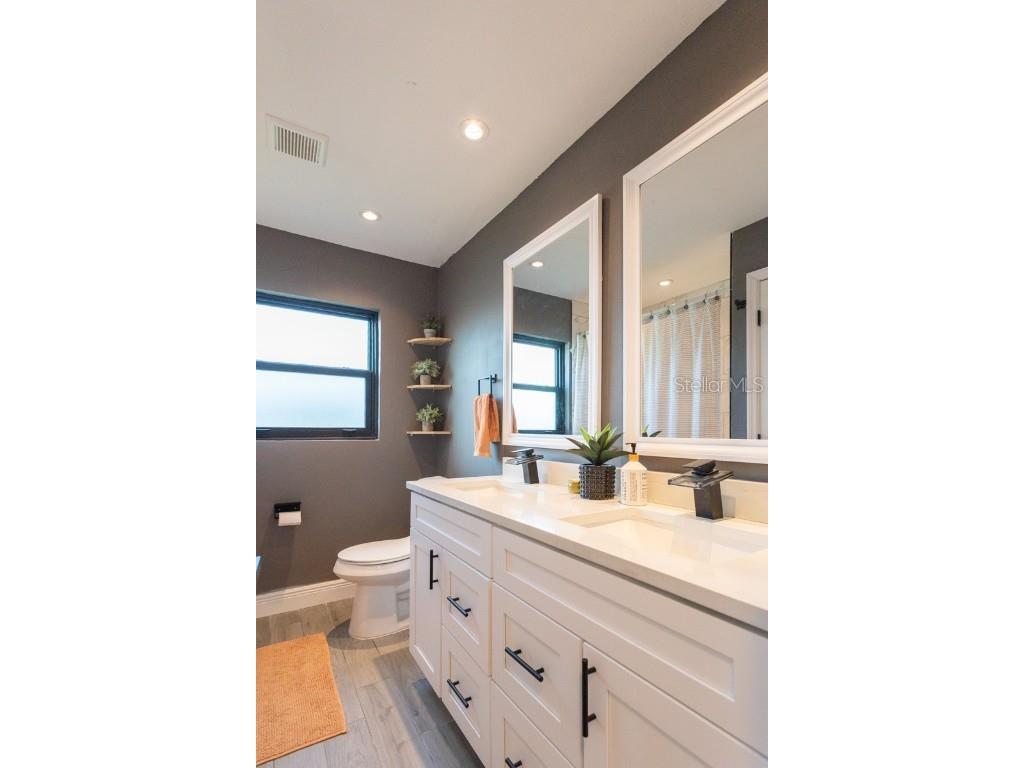 6390 2nd Palm Point Saint Pete Beach FL 33706 TB8452381 image11