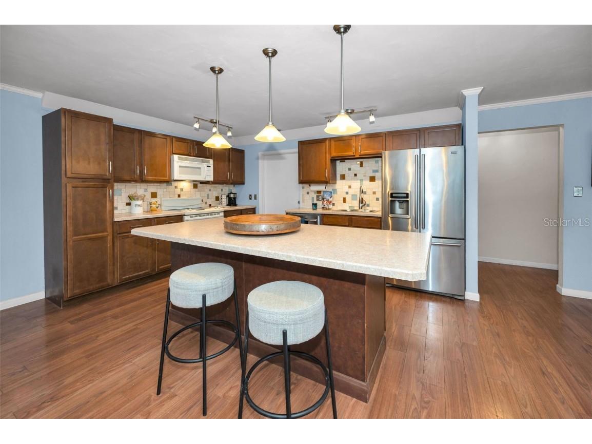 6391 1st Avenue N Saint Petersburg FL 33710 TB8344302 image1