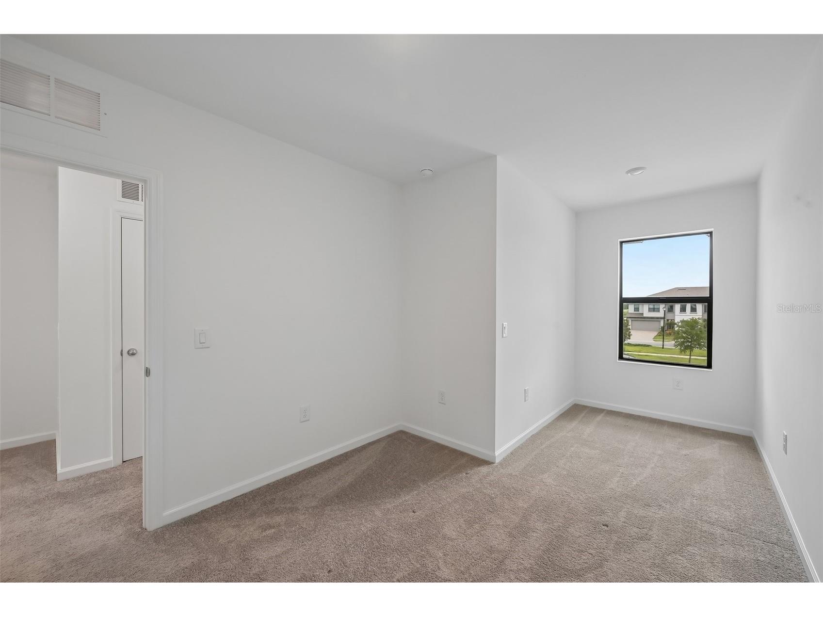 6391 Waterstone Place Sarasota FL 34240 A4700862 image31