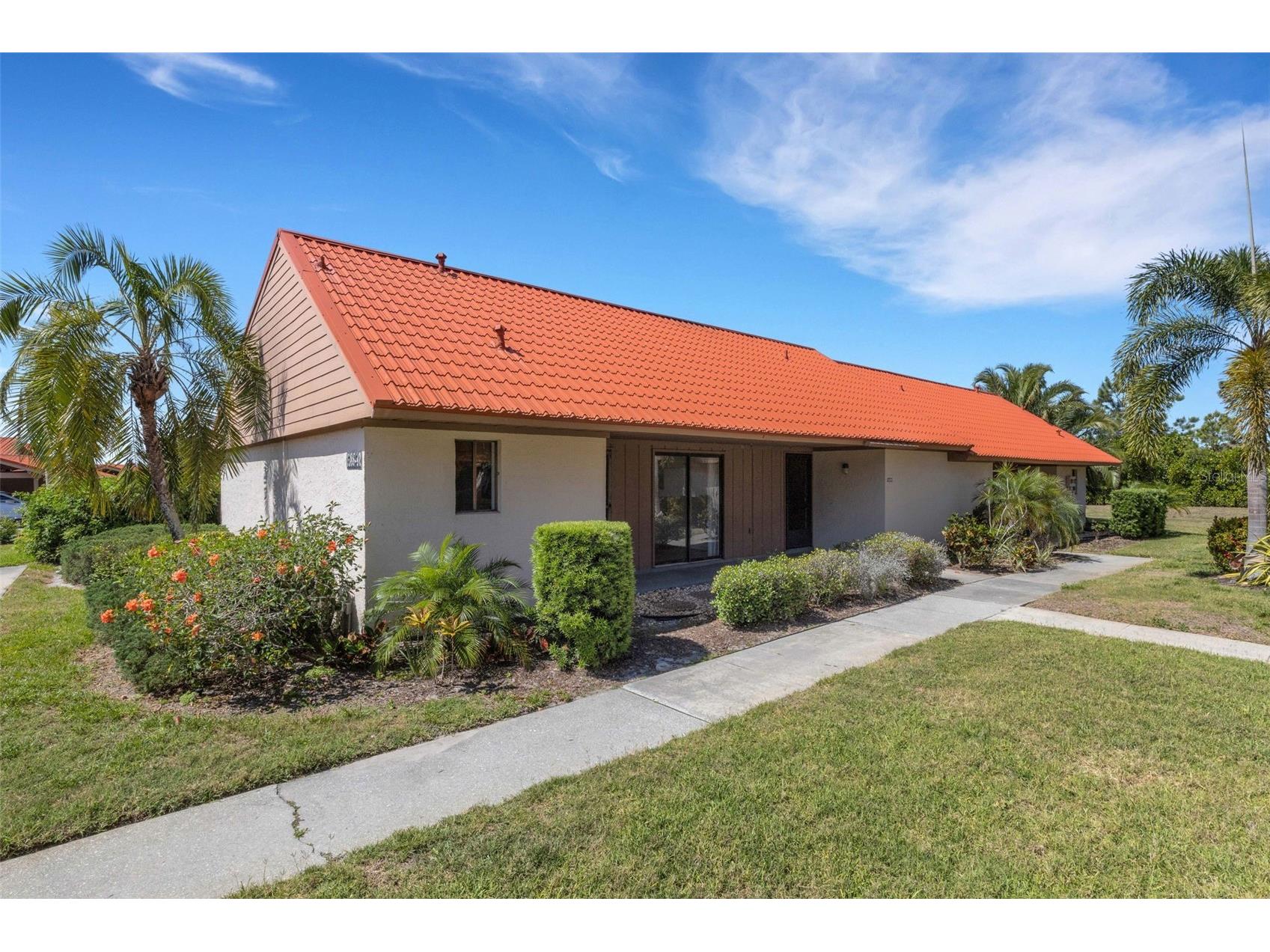 6392 Draw Lane #40 Sarasota FL 34238 A4691819 image1