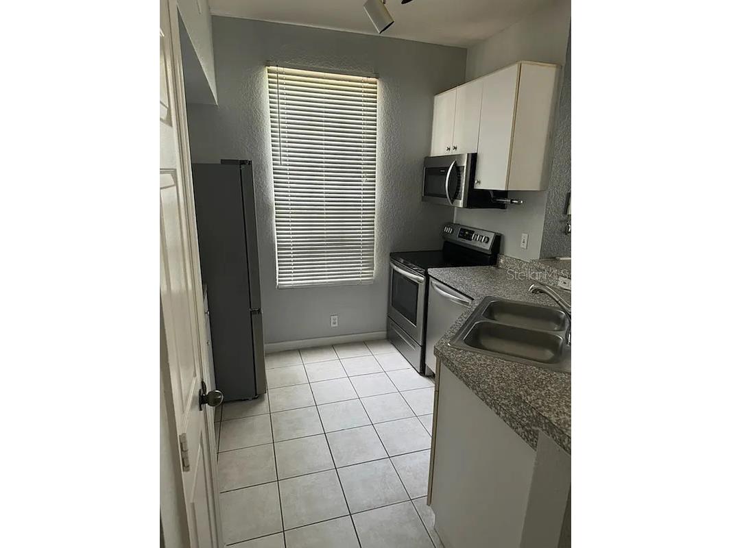6392 Raleigh Street #2801 Orlando FL 32835 G5112243 image3