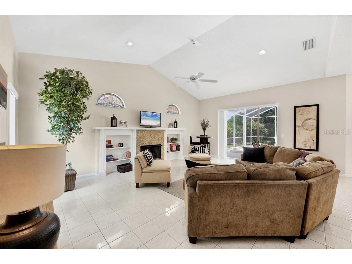 6392 Woodbirch Place Sarasota FL 34238 A4659218 image14