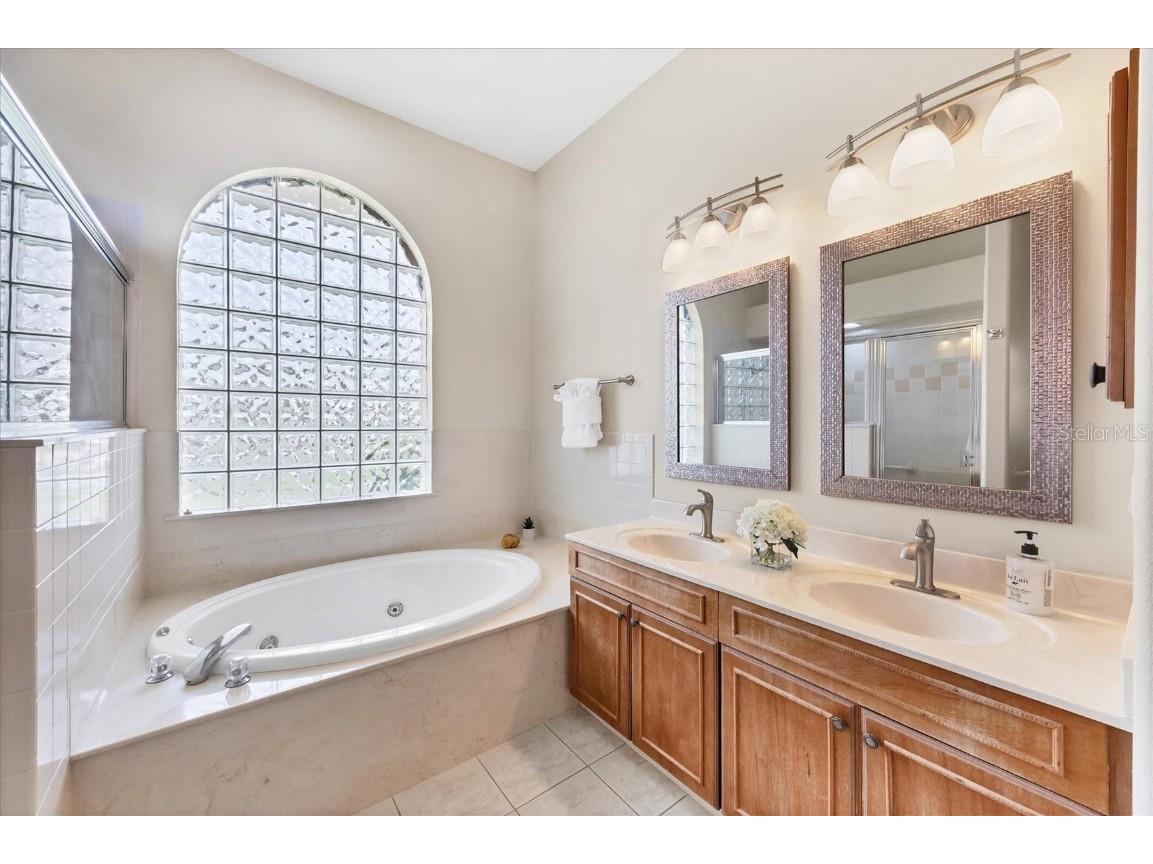 6392 Woodbirch Place Sarasota FL 34238 A4659218 image19