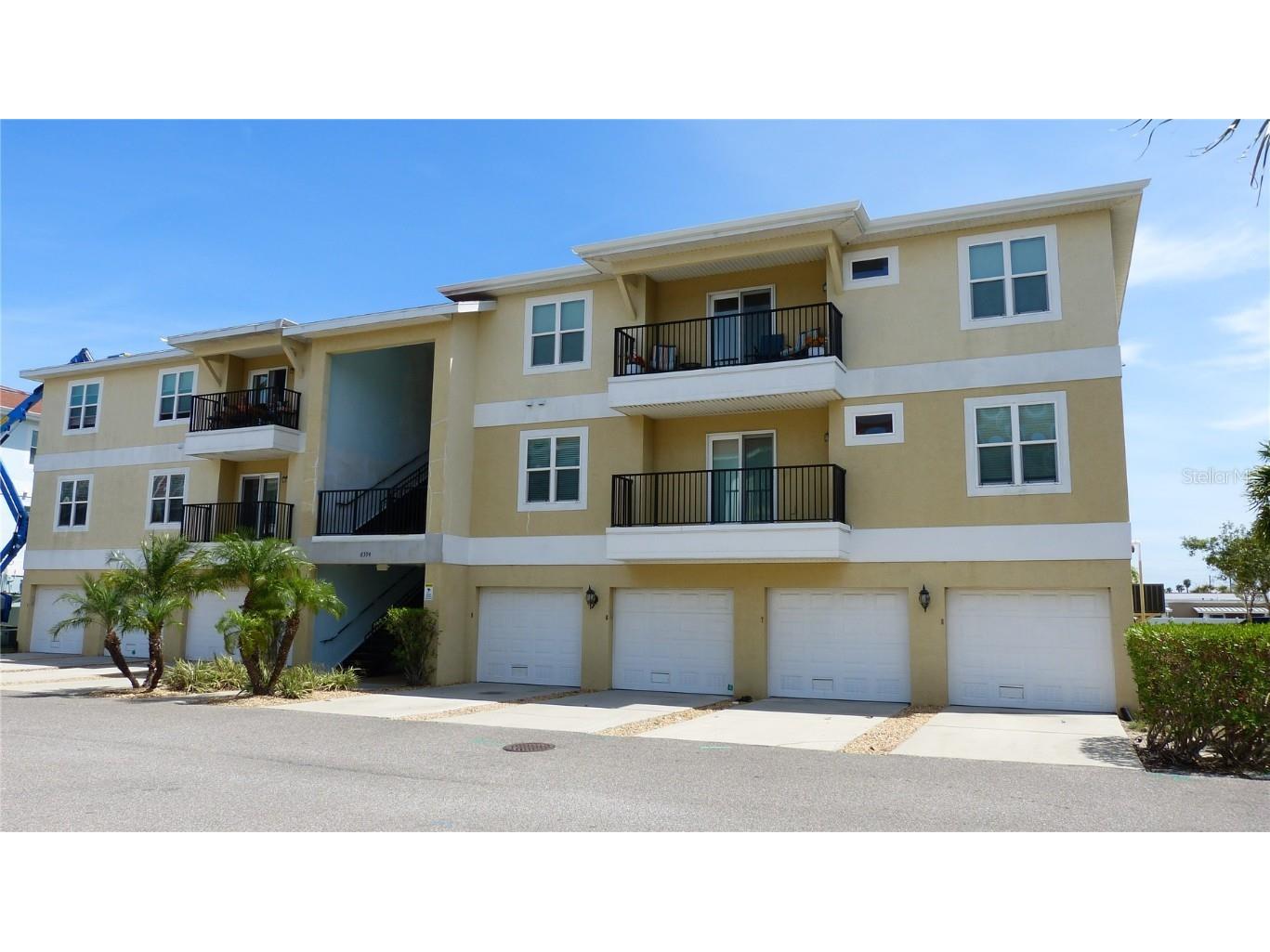 6394 Banyan Boulevard #204 New Port Richey FL 34652 W7858504 image1