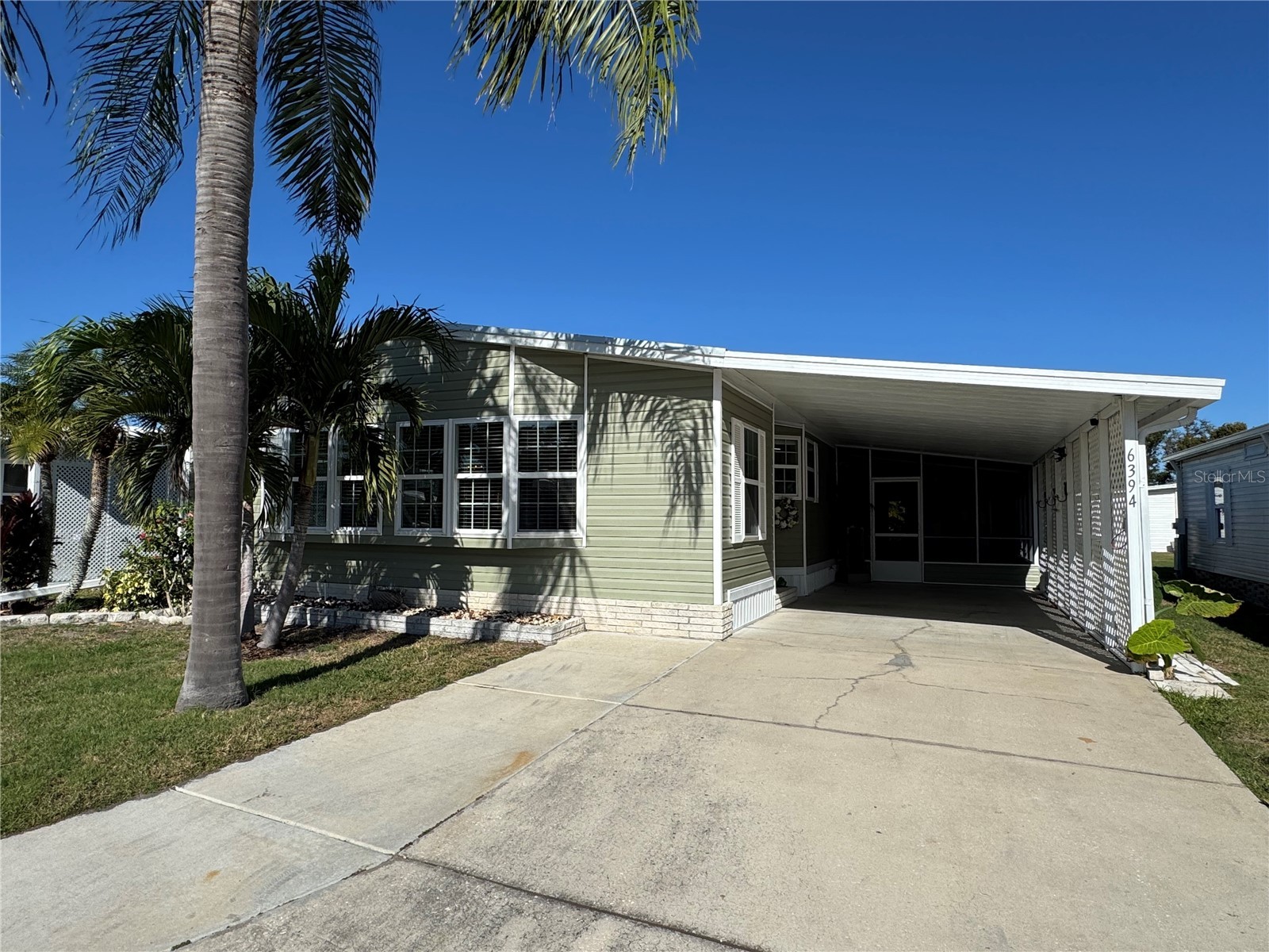 6394 Lolly Bay Loop NE Winter Haven FL 33881 L4958069 image1
