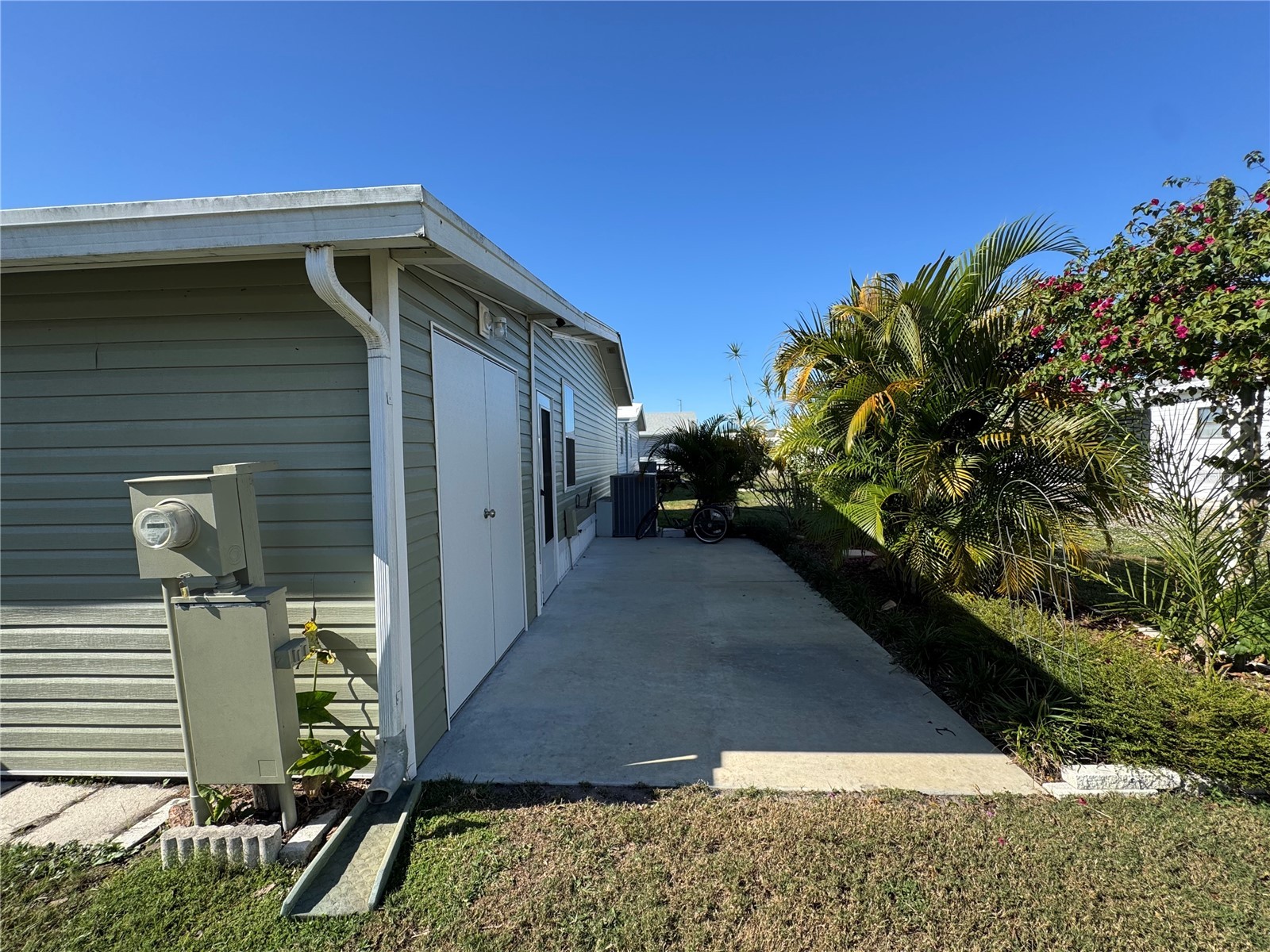 6394 Lolly Bay Loop NE Winter Haven FL 33881 L4958069 image17