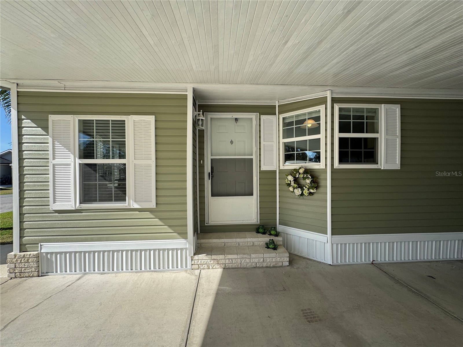 6394 Lolly Bay Loop NE Winter Haven FL 33881 L4958069 image2