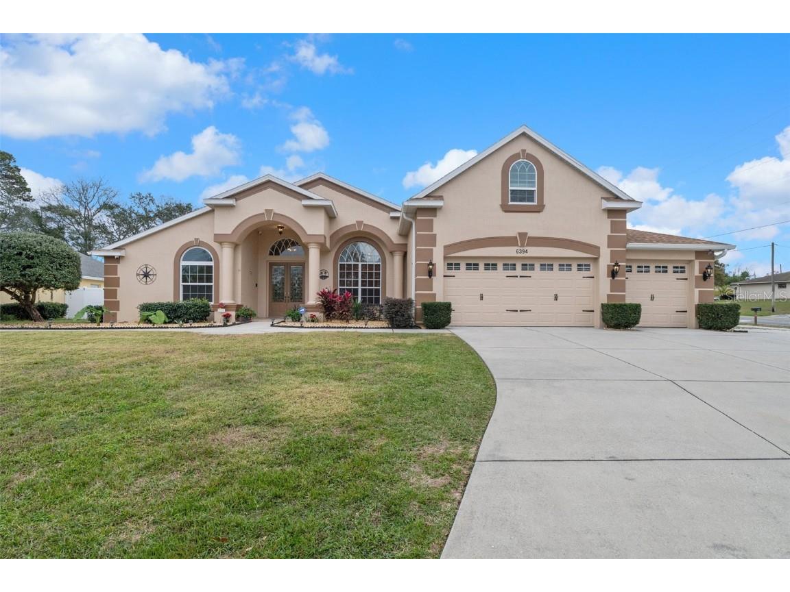 6394 Mariner Boulevard Spring Hill FL 34609 W7861174 image1