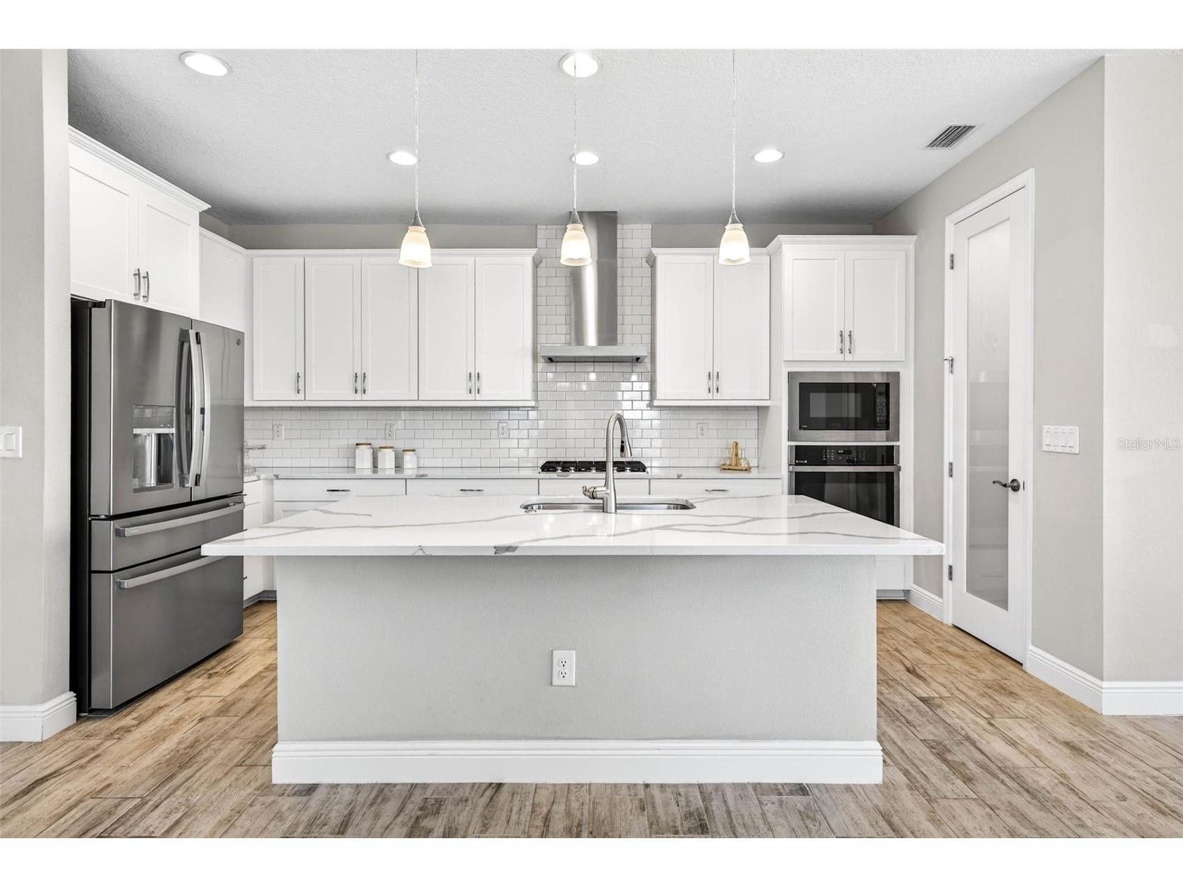 6394 Roadstead Court Apollo Beach FL 33572 TB8467771 image10