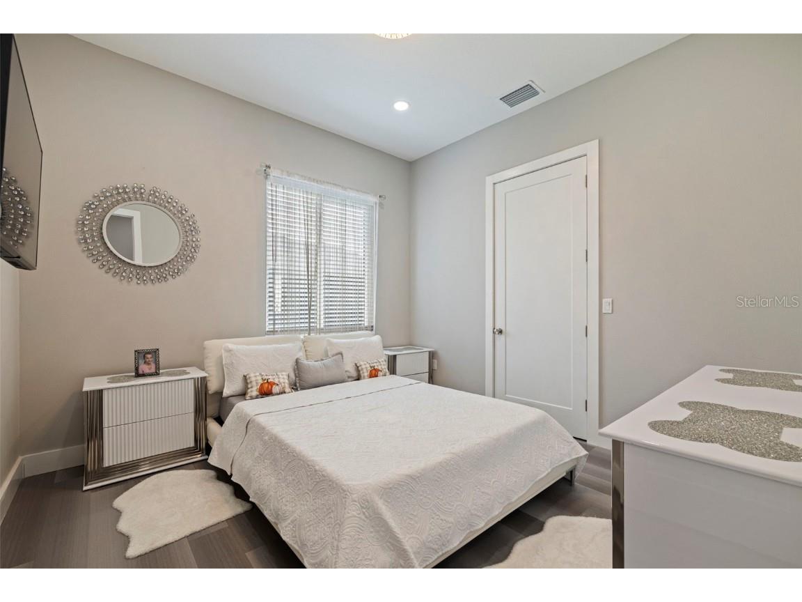 6396 18th Street N Saint Petersburg FL 33702 TB8415588 image26