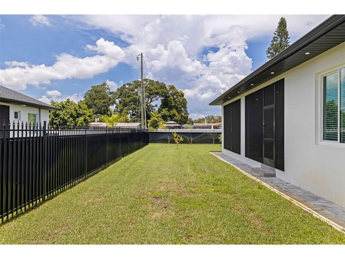 6396 18th Street N Saint Petersburg FL 33702 TB8415588 image30