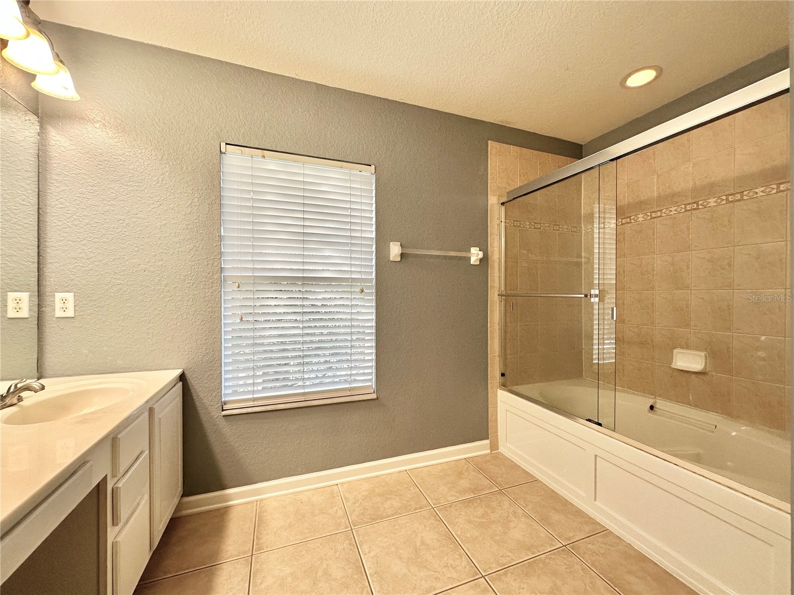 6396 Daysbrook Drive #101 Orlando FL 32835 O6403925 image24