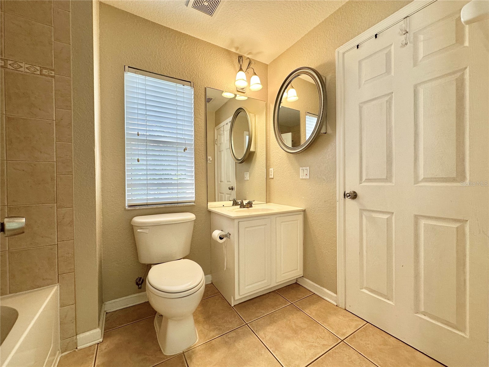 6396 Daysbrook Drive #101 Orlando FL 32835 O6403925 image27