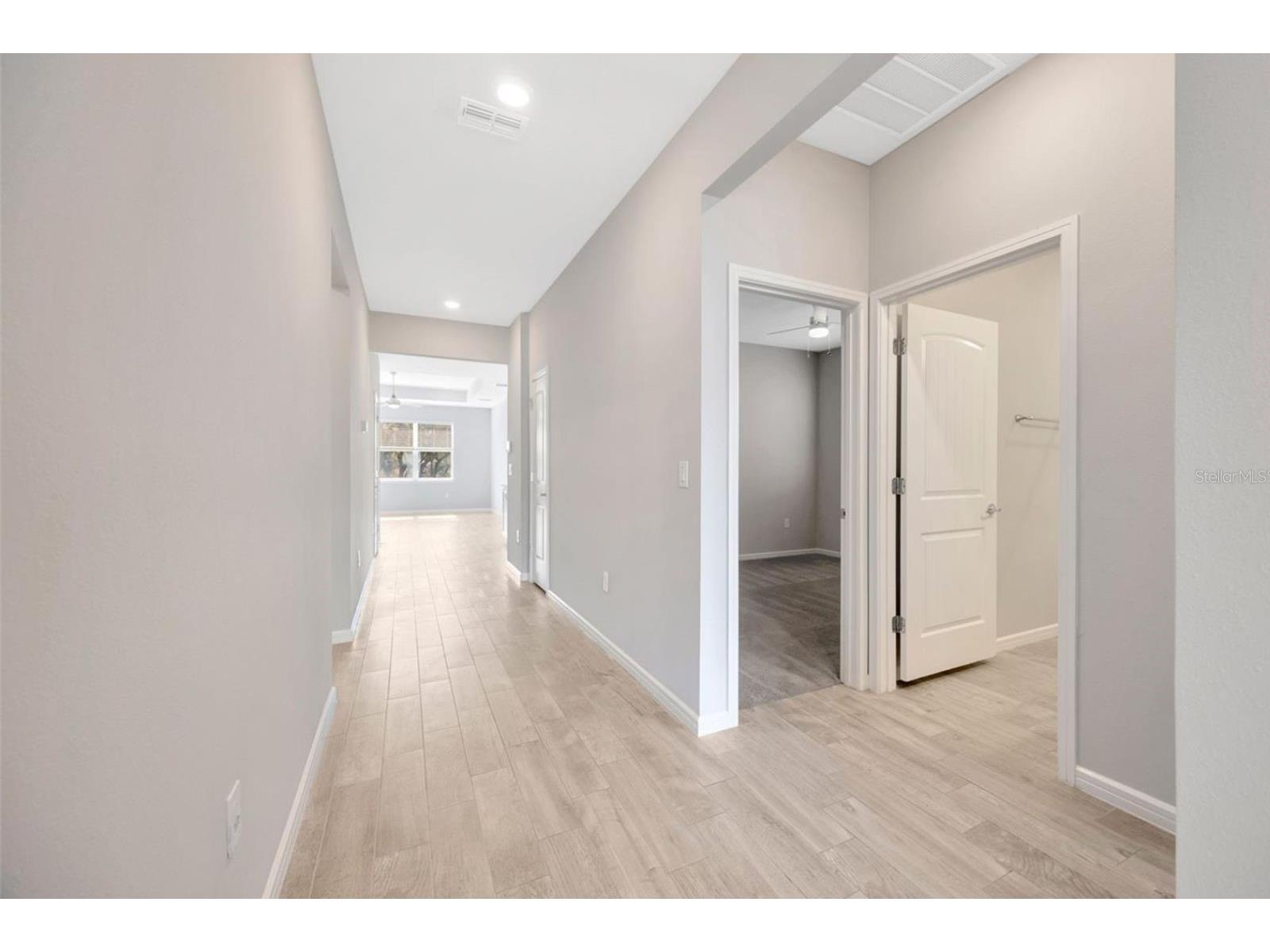 6398 Bradford Woods Drive Zephyrhills FL 33542 TB8505681 image24