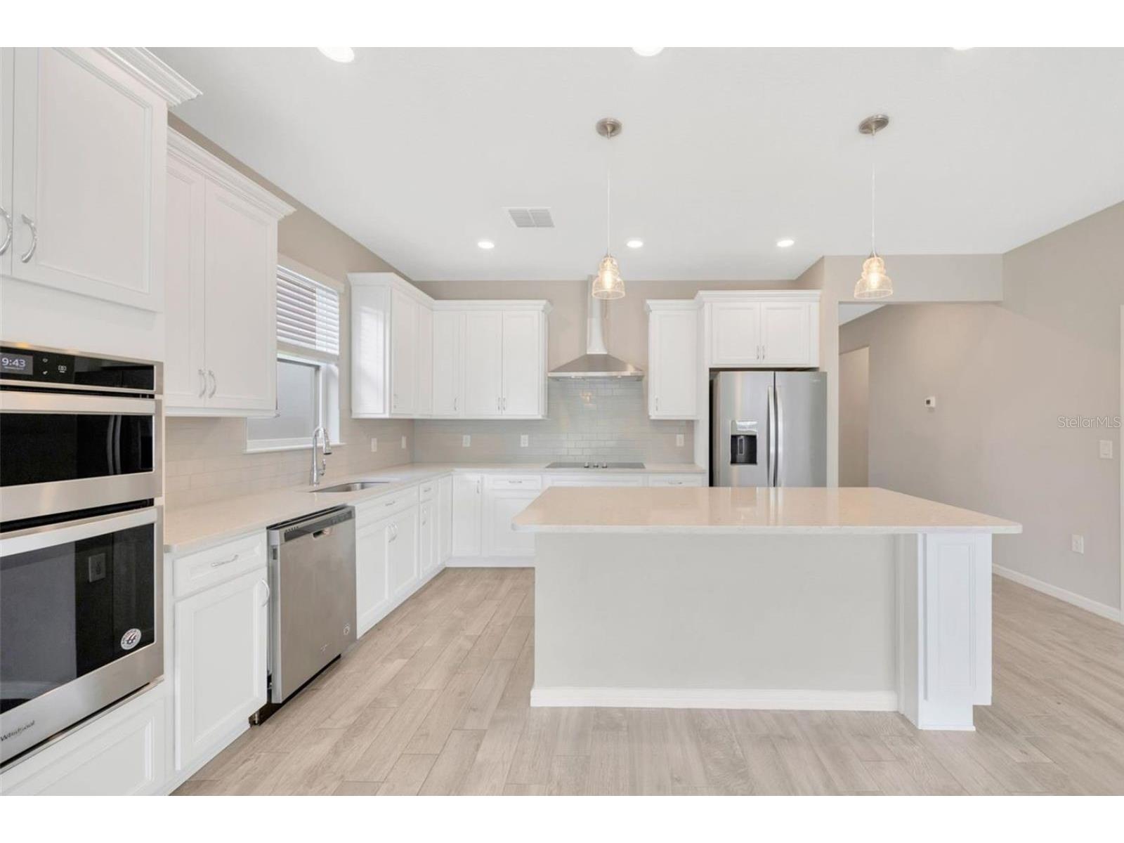 6398 Bradford Woods Drive Zephyrhills FL 33542 TB8505681 image3