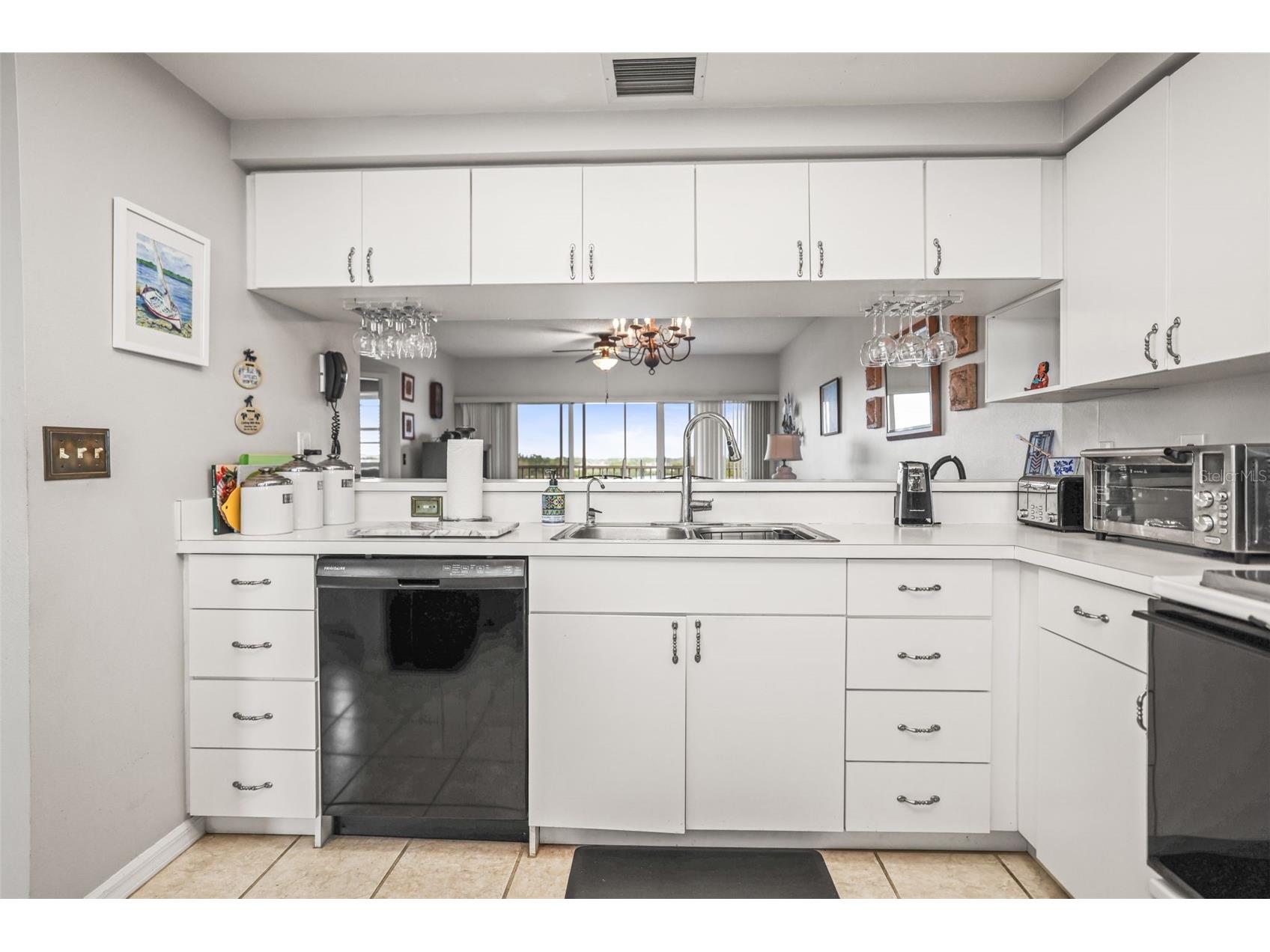 6399 Shoreline Drive #4305 Saint Petersburg FL 33708 TB8487022 image5