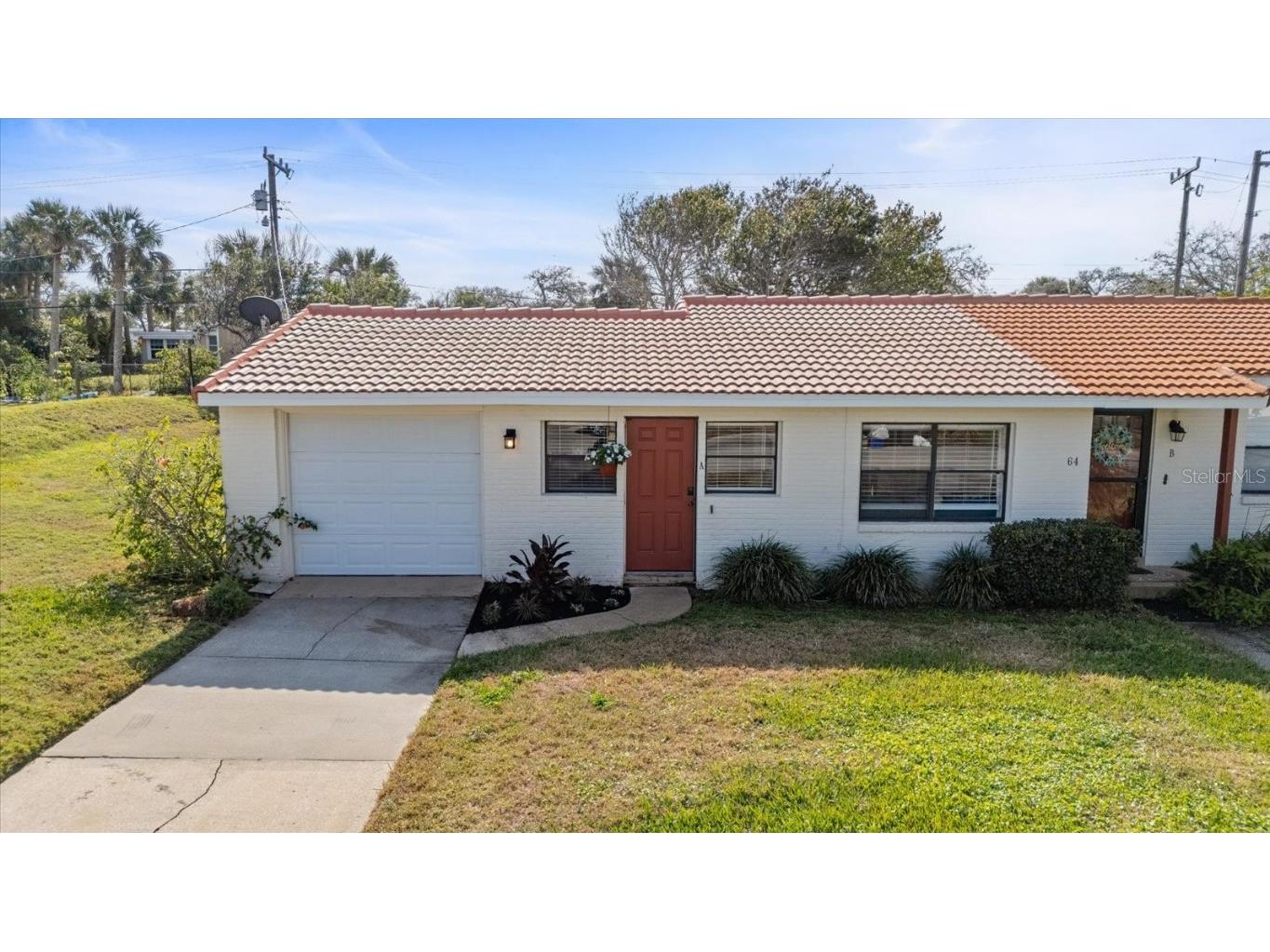 64 Cardinal Drive #A Ormond Beach FL 32176 V4940834 image1