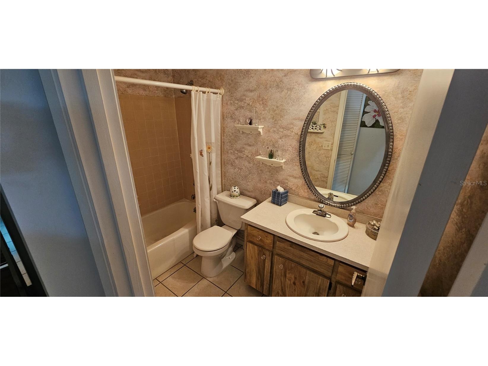 64 Circlewood Drive #A2-3 Venice FL 34293 A4671325 image11