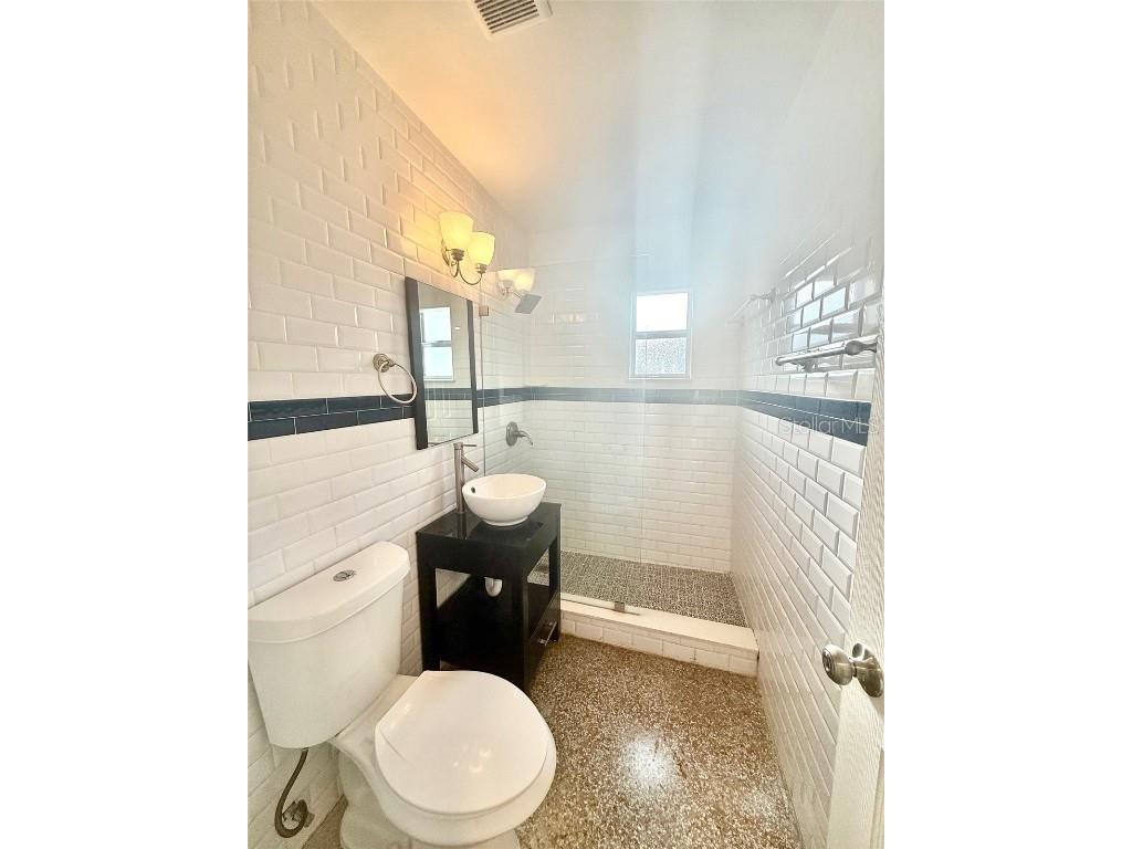 64 Davis Boulevard #4 Tampa FL 33606 TB8366094 image4