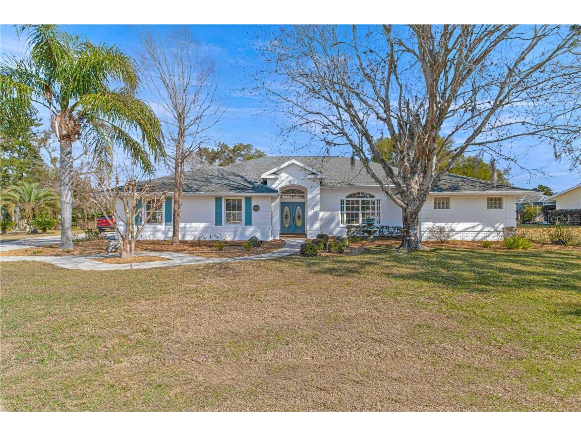 64 Lake Diamond Boulevard Ocala FL 34472 OM652664 image1