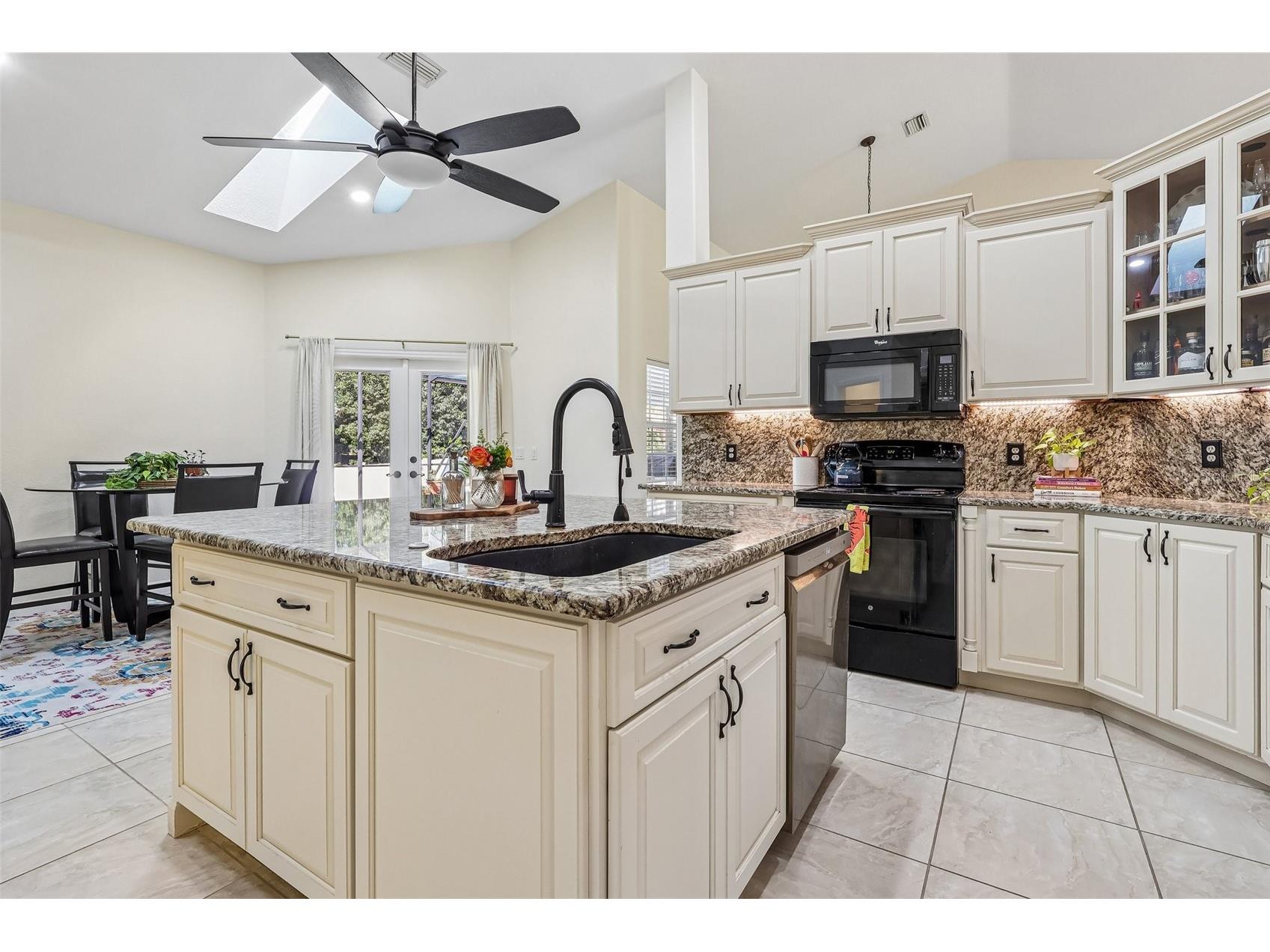 64 Lake Diamond Boulevard Ocala FL 34472 O6419395 image14