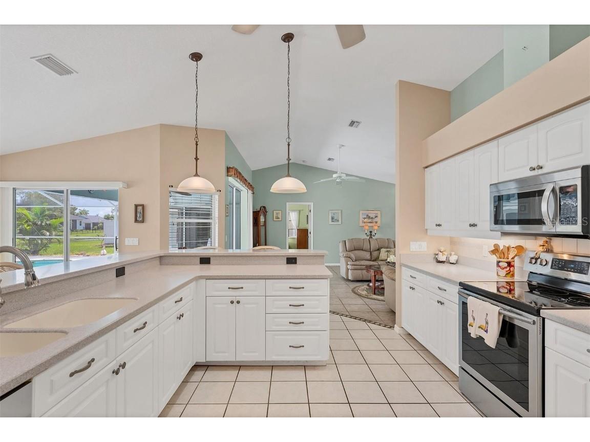 64 Long Meadow Lane Rotonda West FL 33947 - LONG MEADOW CANAL D6137951 image16