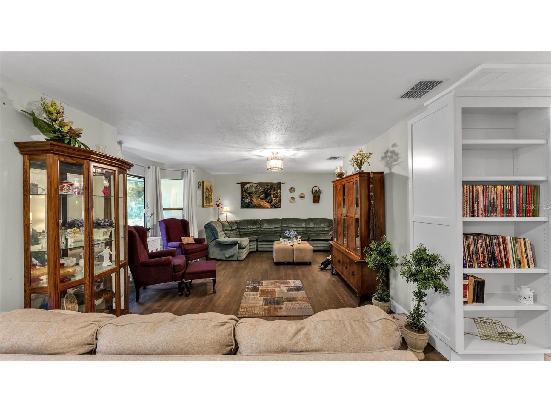 64 Pine Forest Drive Haines City FL 33844 L4959617 image10