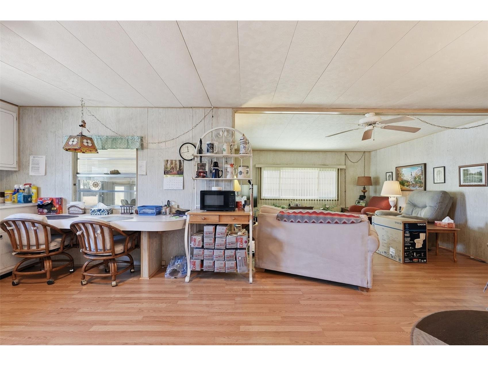 64 Rachel Drive Tarpon Springs FL 34689 TB8522169 image2