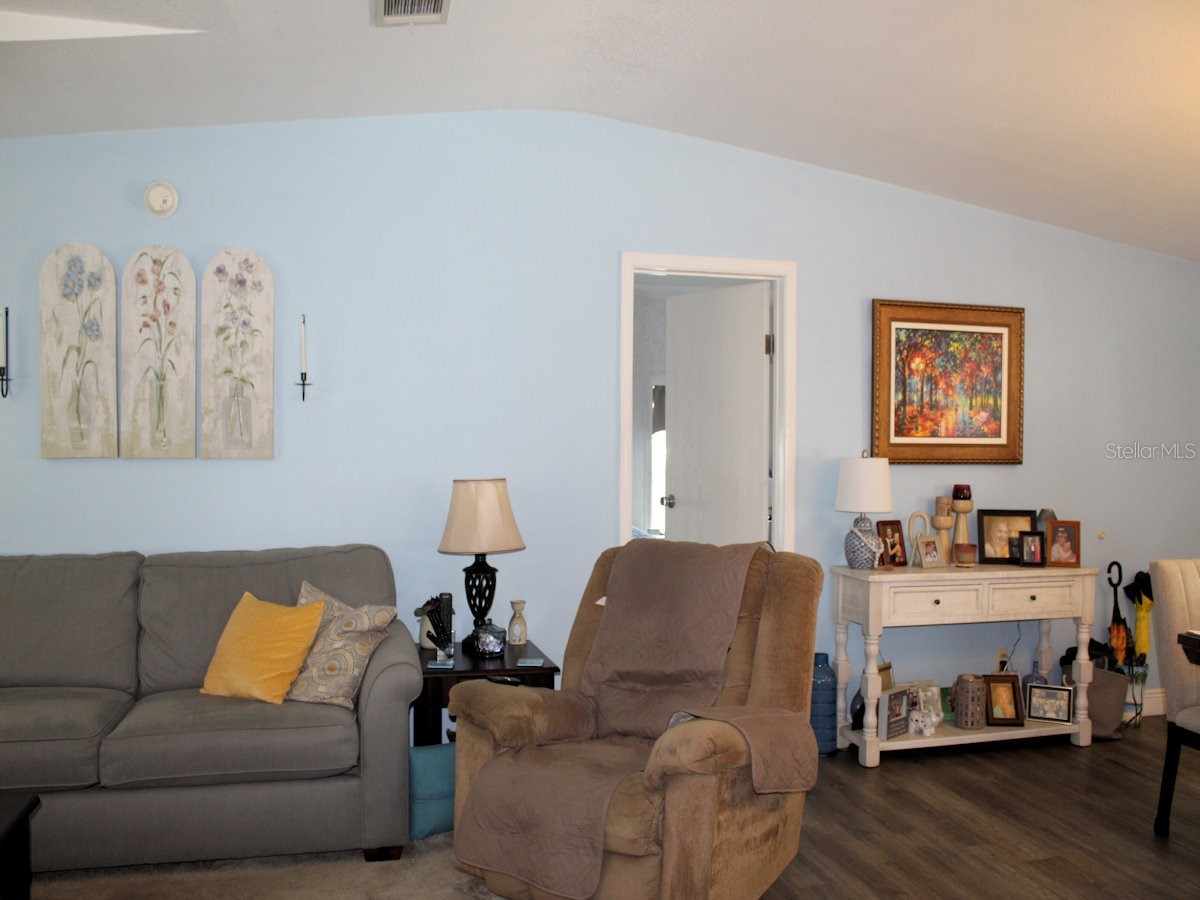 64 Thatch Palm Street W Largo FL 33770 TB8497397 image7