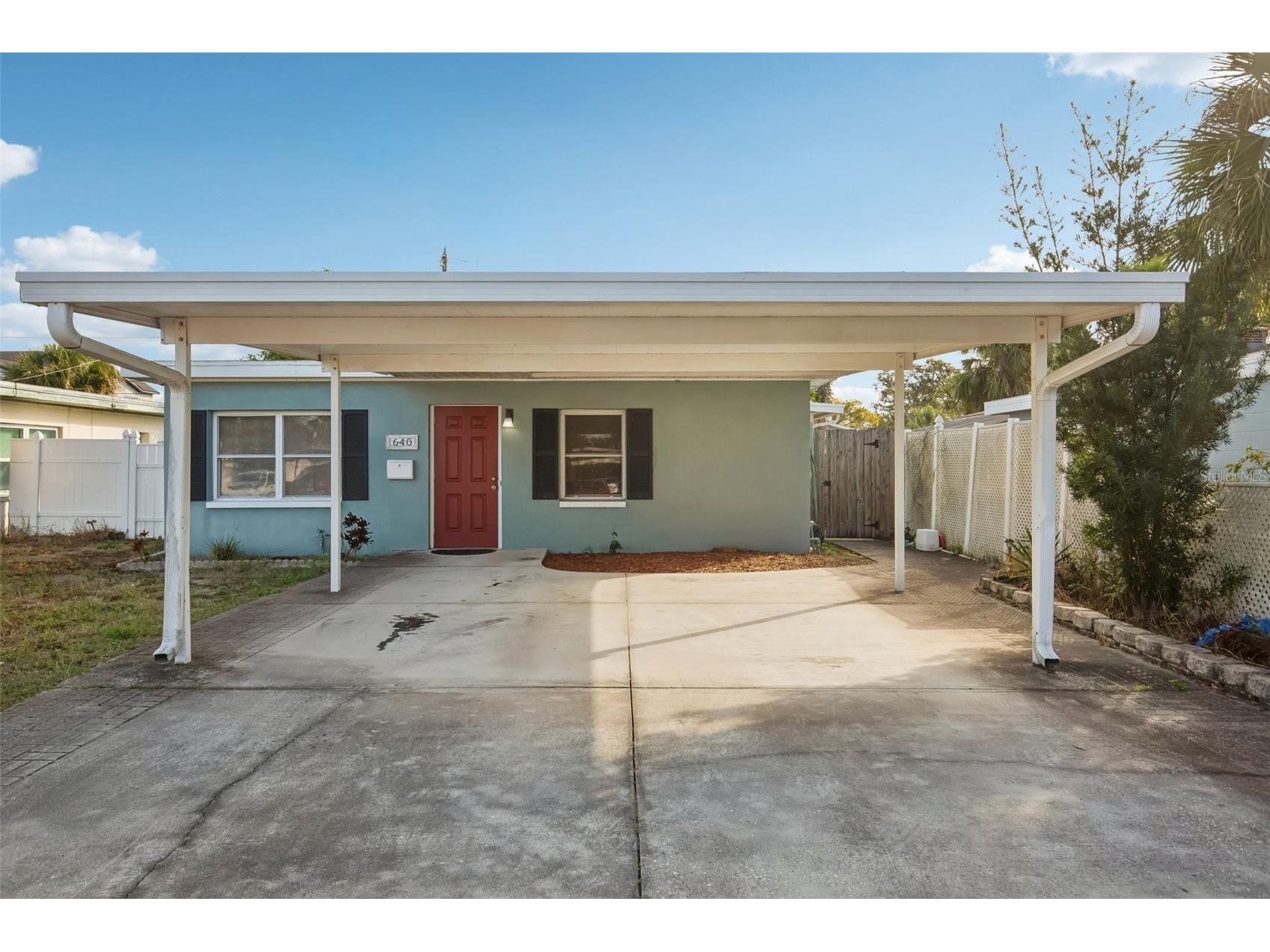 640 59th St S Saint Petersburg FL 33707 OM717895 image1