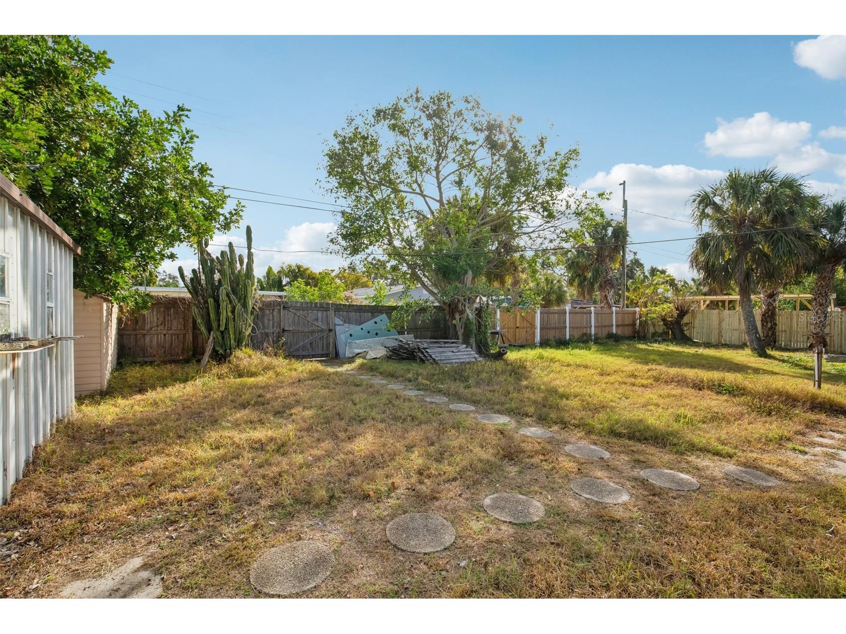 640 59th St S Saint Petersburg FL 33707 OM717895 image15