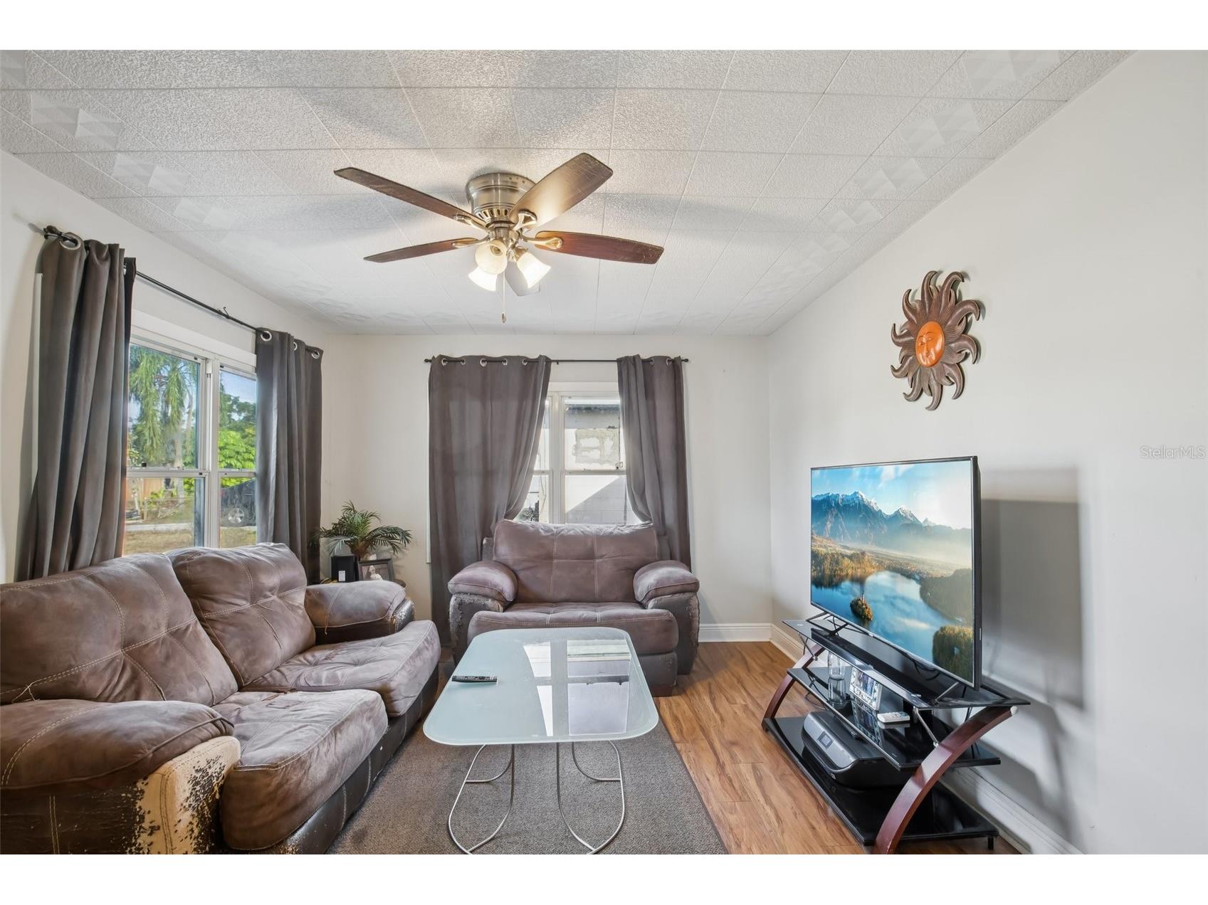 640 59th St S Saint Petersburg FL 33707 OM717895 image4