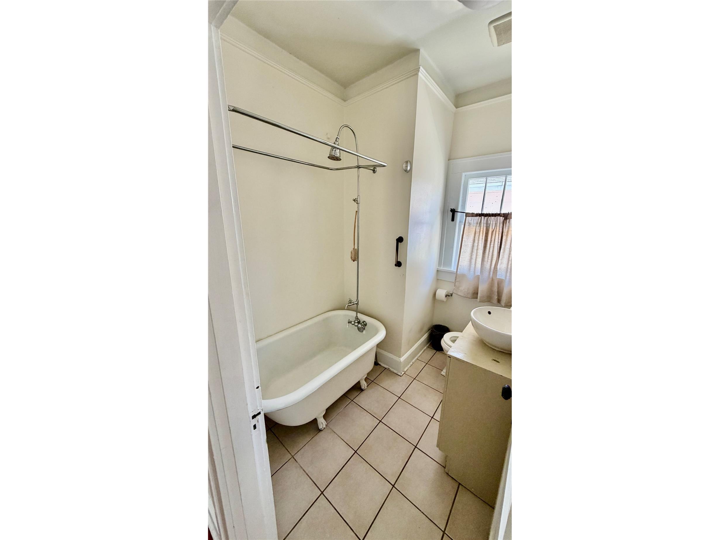 640 9th Avenue N Saint Petersburg FL 33701 TB8506587 image24