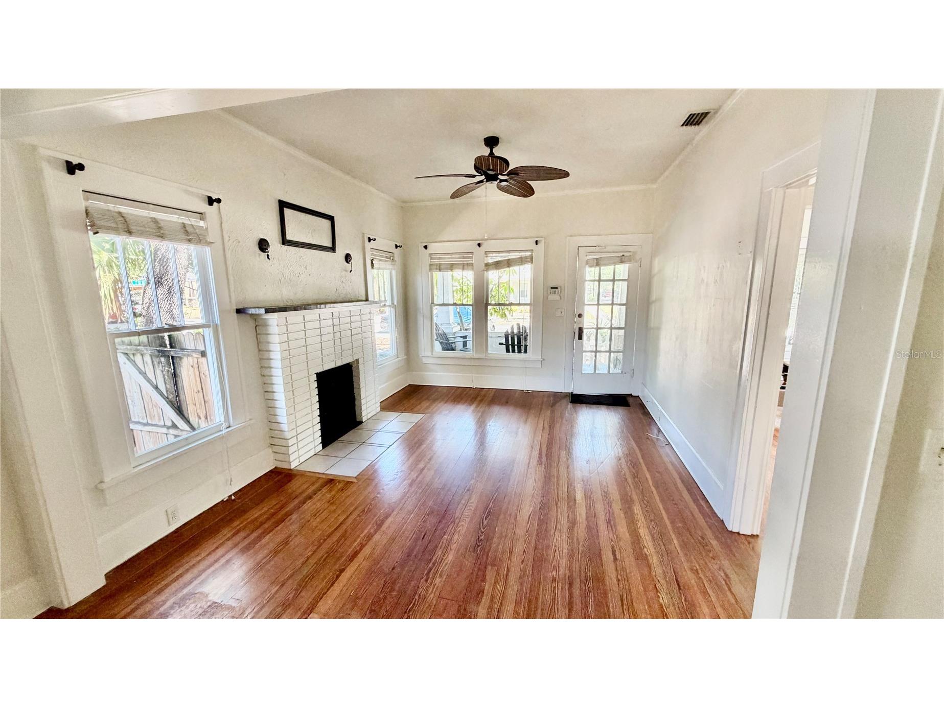640 9th Avenue N Saint Petersburg FL 33701 TB8506587 image7
