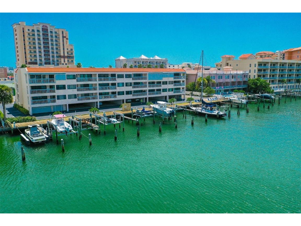 640 Bayway Boulevard #304 Clearwater FL 33767 - CLEARWATER BAY U8197063 image1