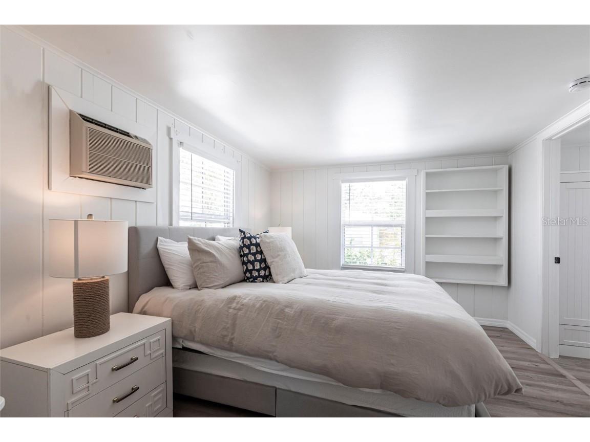 640 Broadway Street Longboat Key FL 34228 A4673491 image11