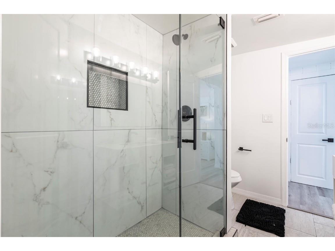 640 Broadway Street Longboat Key FL 34228 A4673491 image15