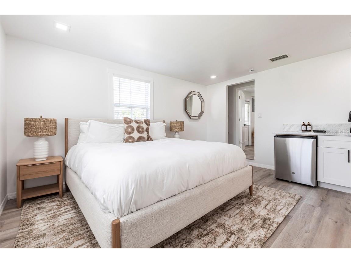 640 Broadway Street Longboat Key FL 34228 A4673491 image20