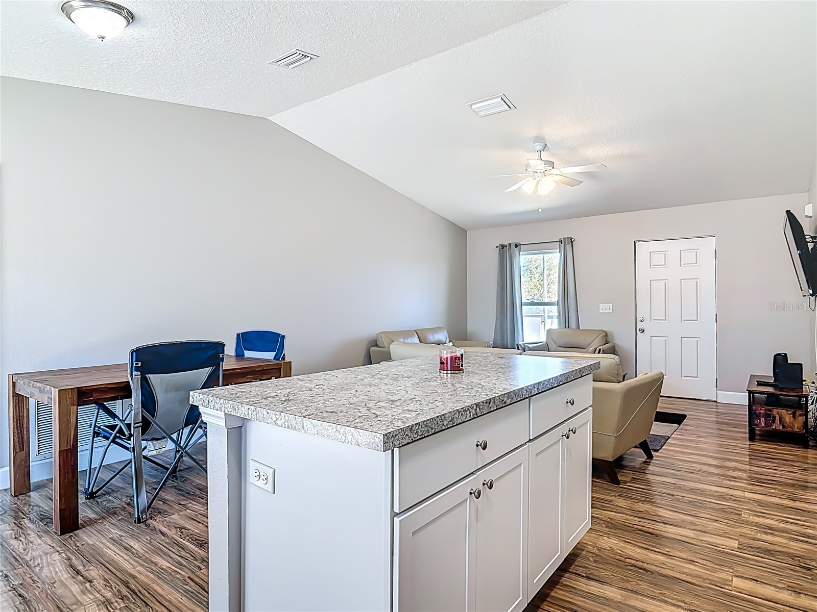 640 Chestnut Avenue Orange City FL 32763 O6382570 image16