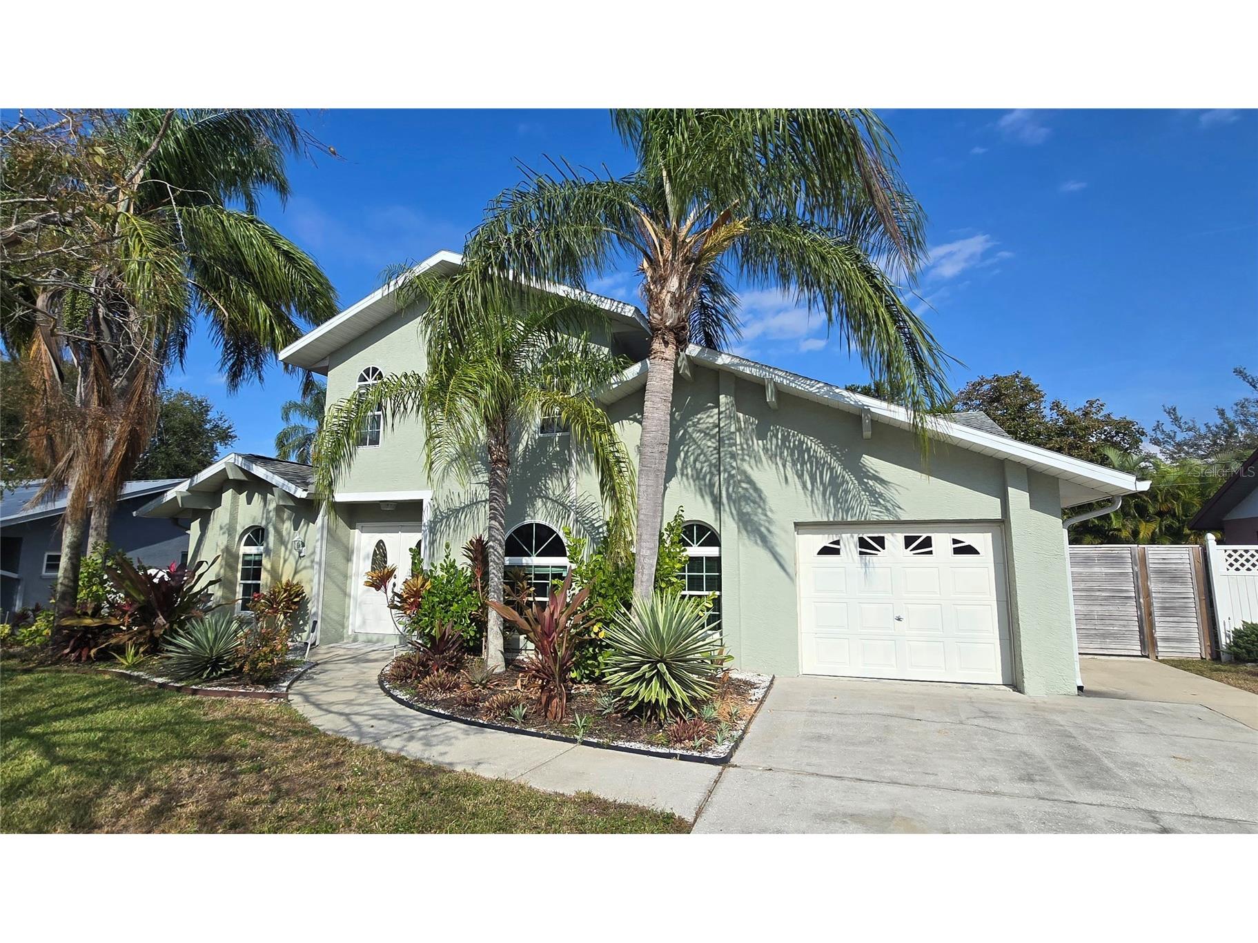 640 Kenneth Way Tarpon Springs FL 34689 TB8433663 image1