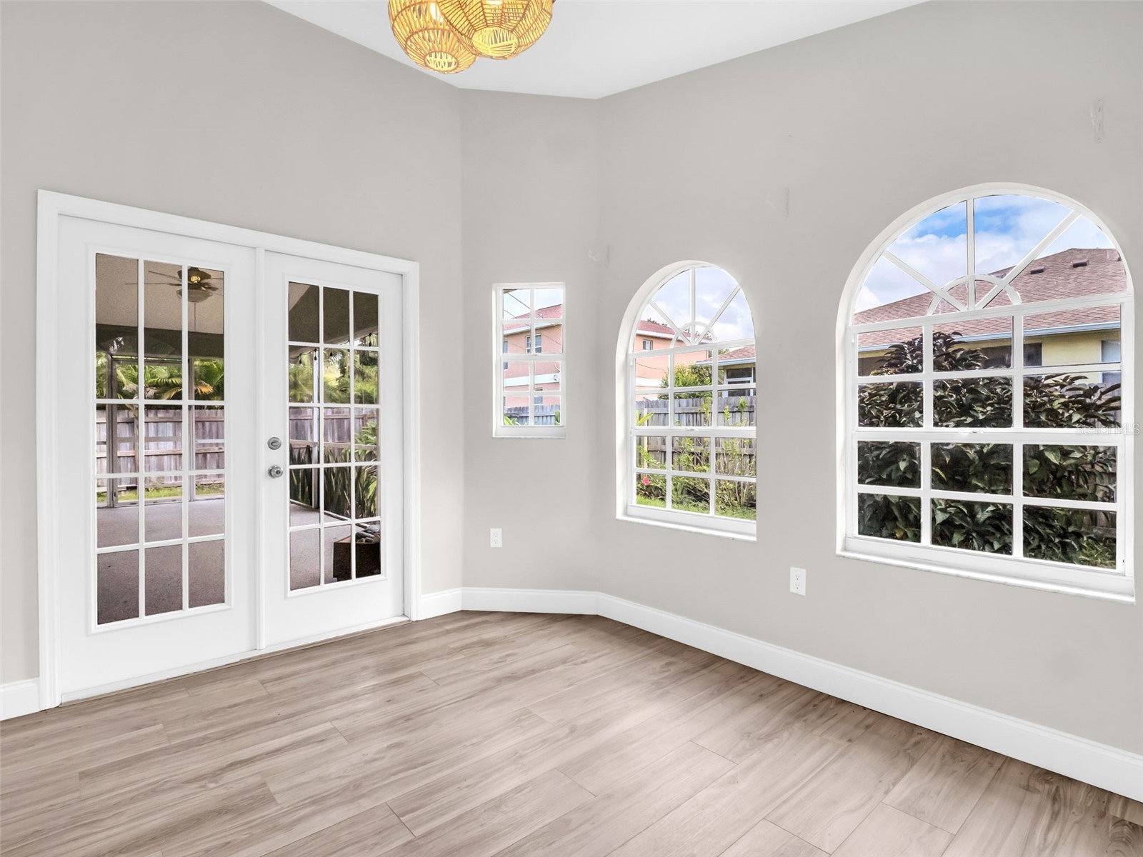 640 Kenneth Way Tarpon Springs FL 34689 TB8433663 image14