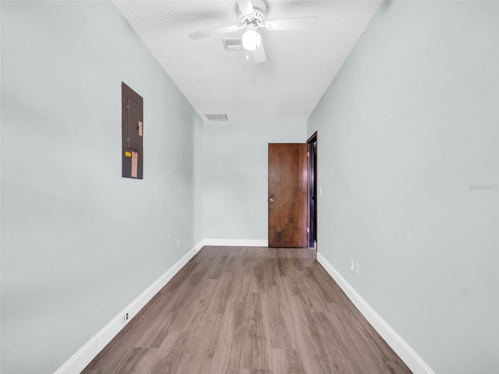 640 Kenneth Way Tarpon Springs FL 34689 TB8433663 image39