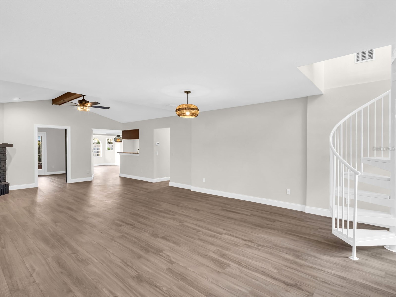 640 Kenneth Way Tarpon Springs FL 34689 TB8433663 image8