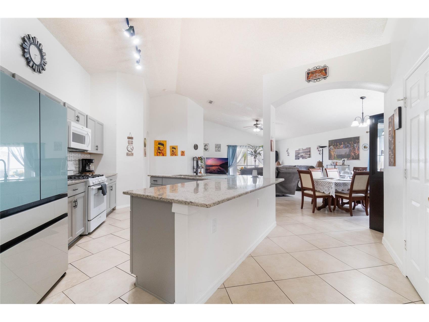 640 Lady Diana Drive Davenport FL 33837 O6402082 image5
