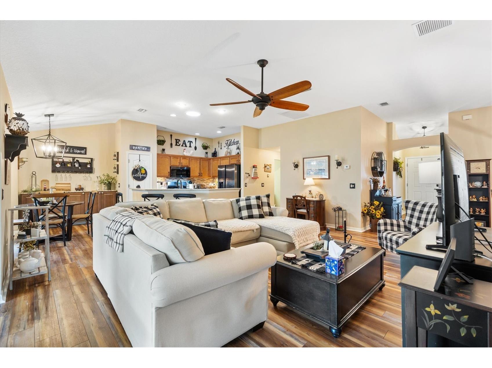 640 Mallory Hill Drive The Villages FL 32162 G5112188 image15