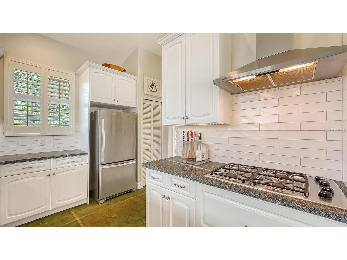 640 N Osprey Avenue Sarasota FL 34236 A4672346 image10