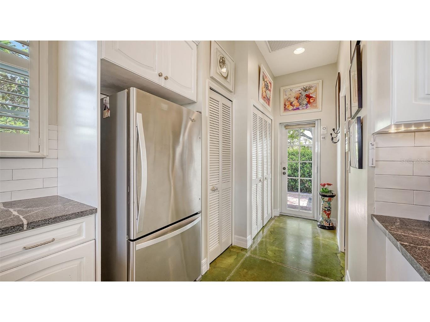 640 N Osprey Avenue Sarasota FL 34236 A4672346 image11